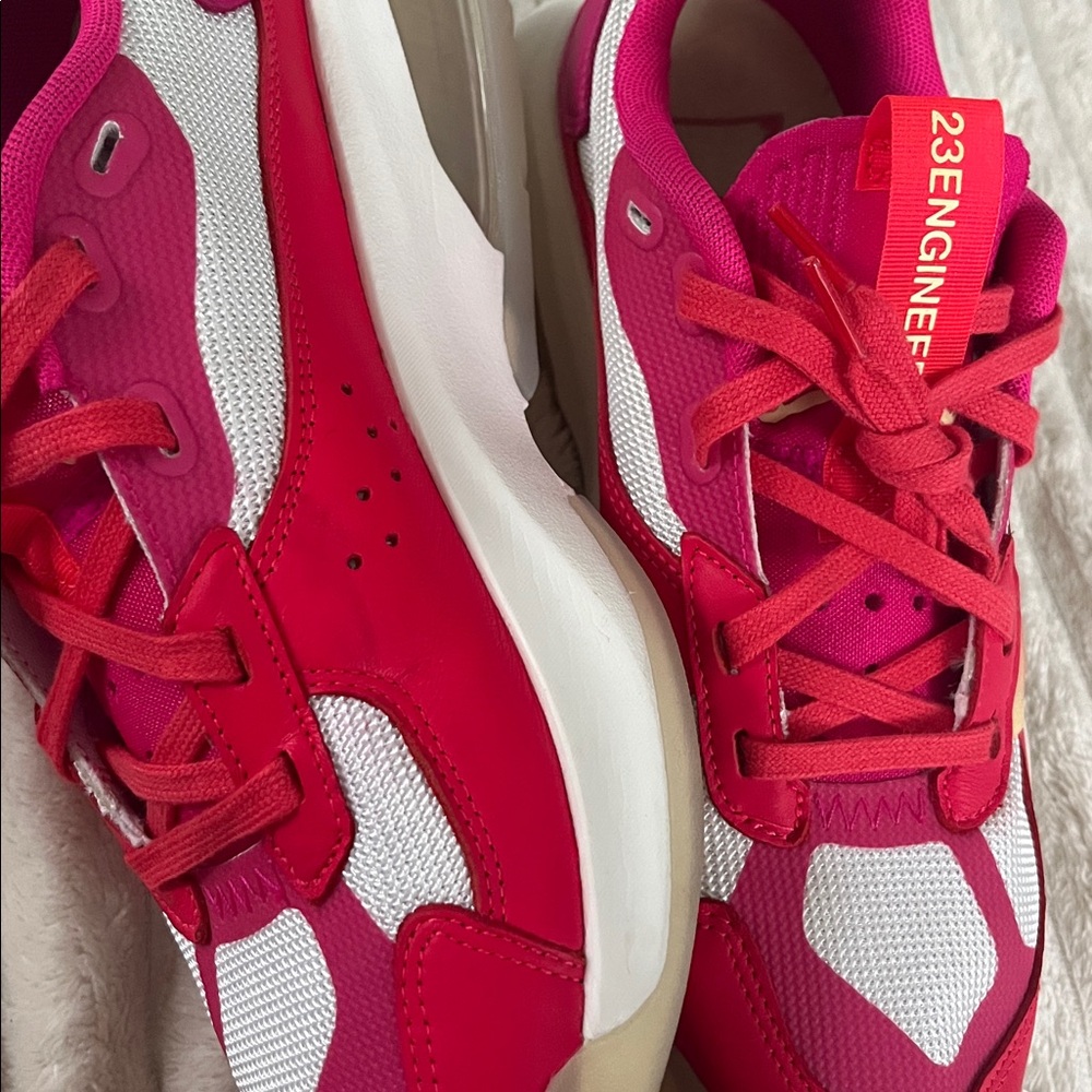 Women's Jordan Air 200E Siren Red/Pink Prime • Size 8 - Picture 16 of 17